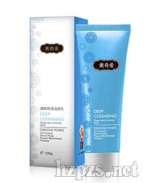 美奇愛清爽控油潔面乳