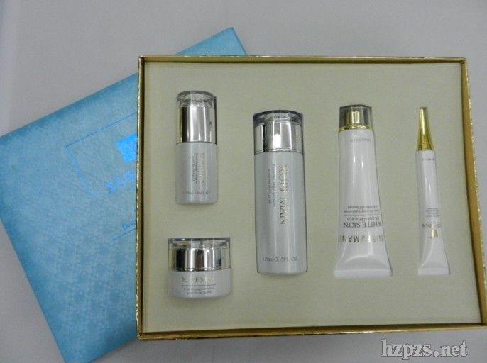 ����ѩ���ף������������ӏ�(qi��ng)�ͣ�