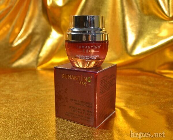 ���ן����˪