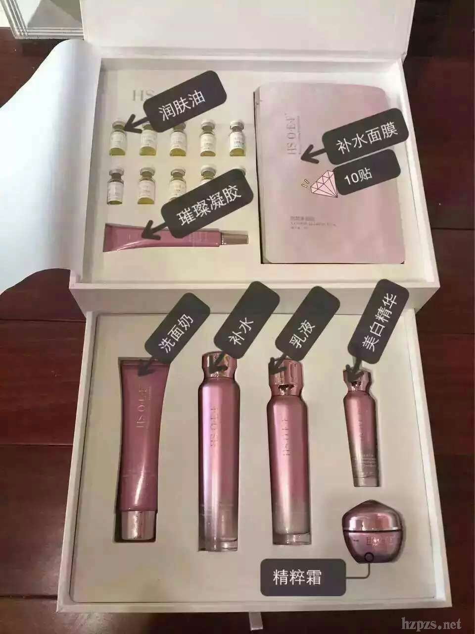 Ȼ���ϵ�з�ɫˮ��