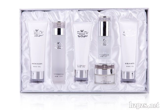 ���ɫ����6����