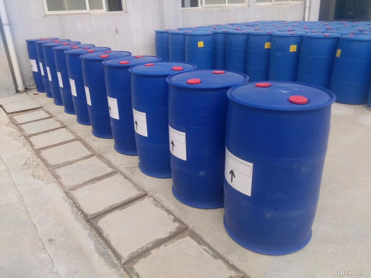 �W������