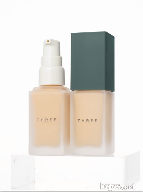 THREE����ˮ��˪